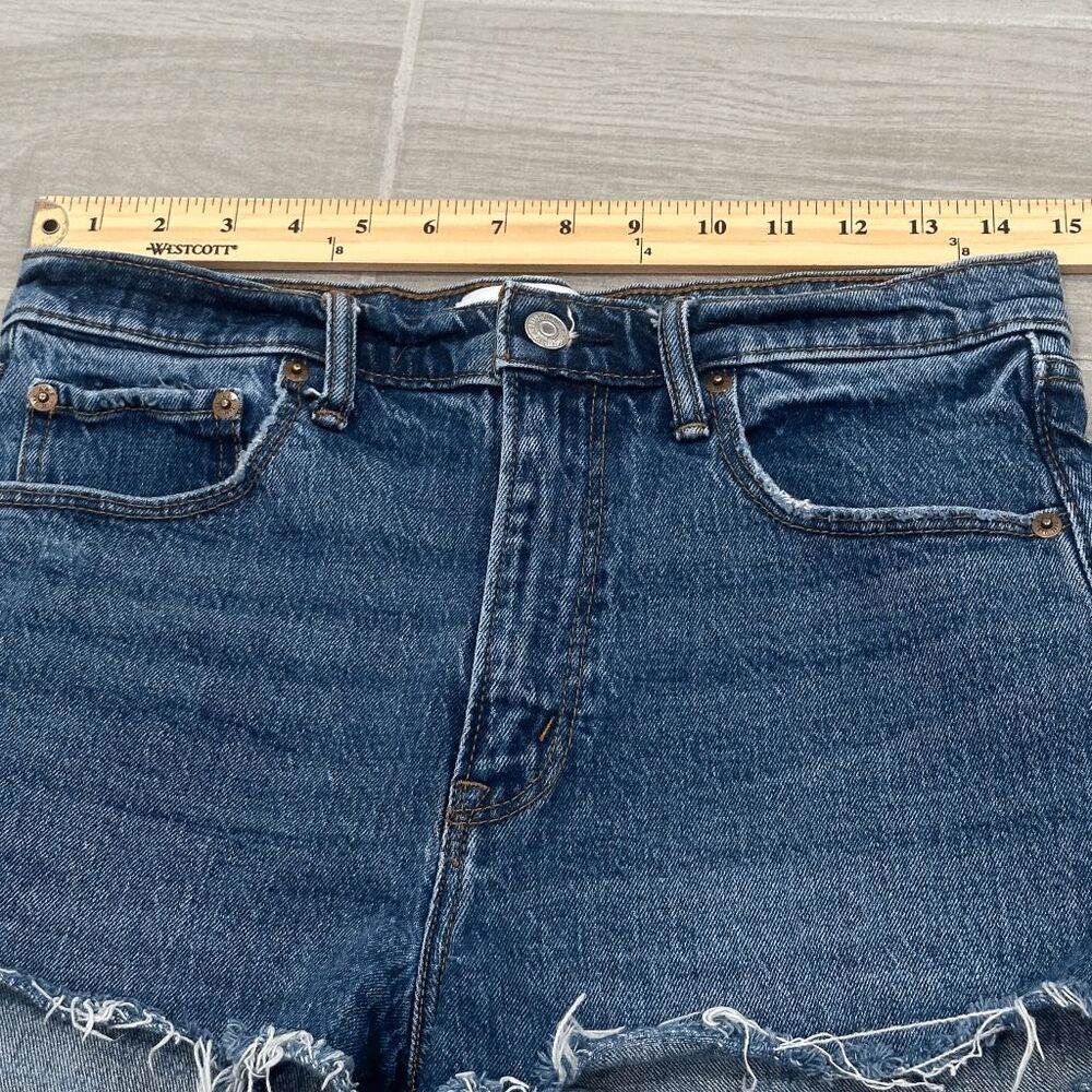 Abercrombie & Fitch The Mom Short High Rise Vent Hem in Medium Dark Blue Sz 28/6 - Picture 9 of 13